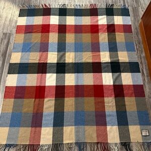 Foxford 100% Lambswool Throw Blanket